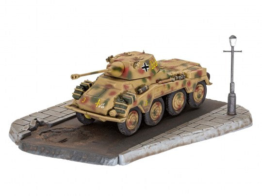 Revell 1/76th scale Sd.Kfz. 234/2 Puma First Diorama Set
