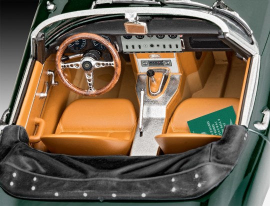 Revell 1/24th scale Jaguar E-Type Roadster
