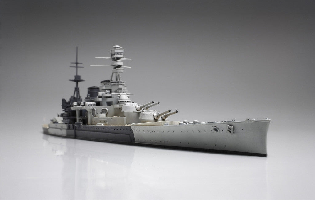Tamiya 1/700th scale - HMS Repulse Battlecruiser