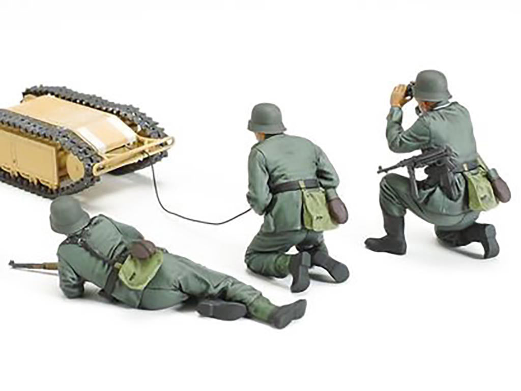 Tamiya 1/35th scale - German Assault Pioneer Team with Goliath set