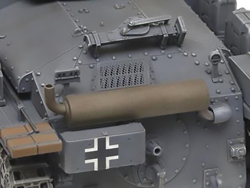Tamiya 1/35th scale - German Pz.Kpfw.38(T) Ausf.E/F