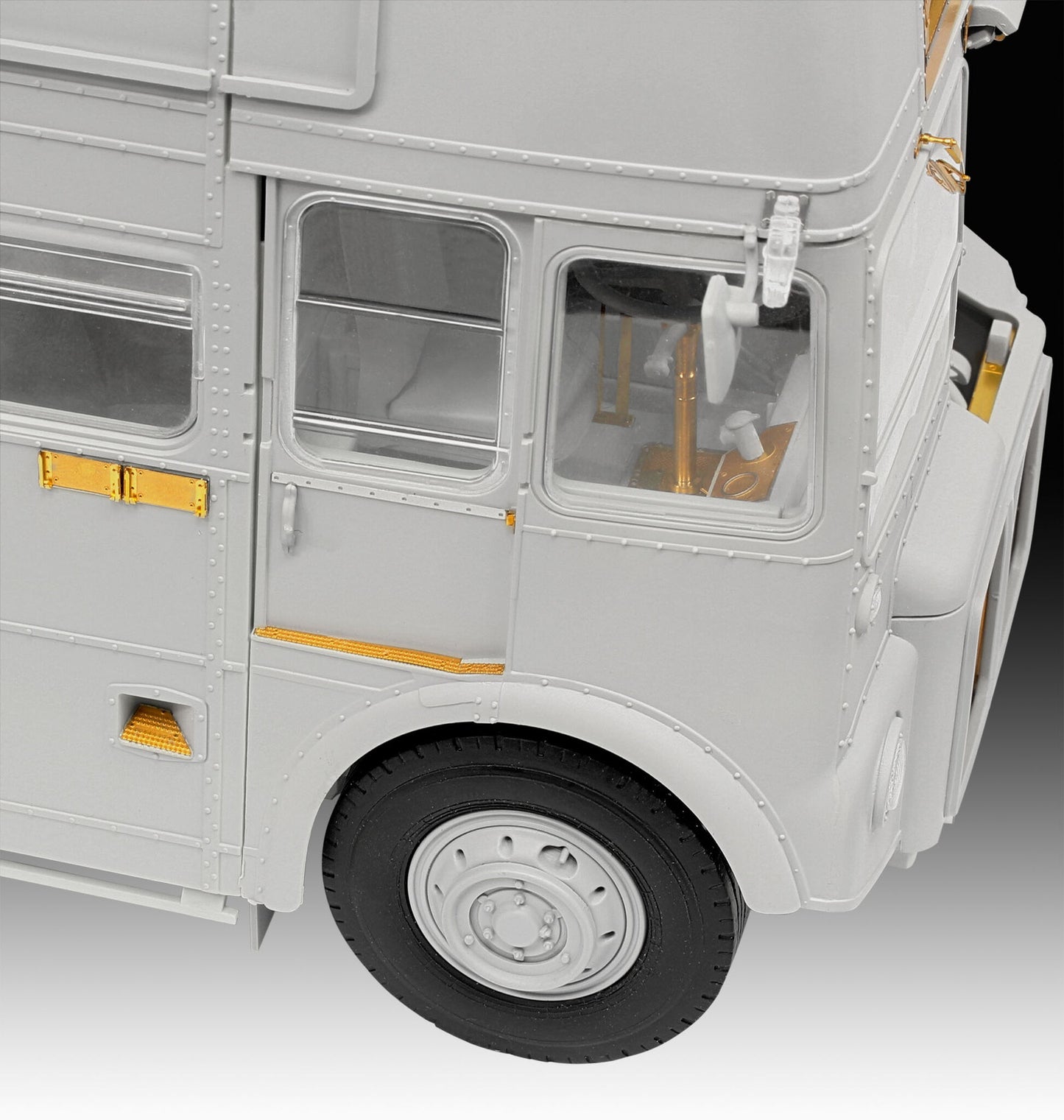Revell 1/24th scale Platinum Edition AEC Routemaster London Bus