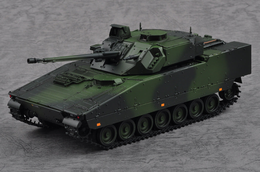 HobbyBoss 1/35th scale Swedish CV9035 IFV