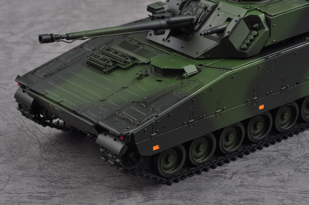 HobbyBoss 1/35th scale Swedish CV9035 IFV