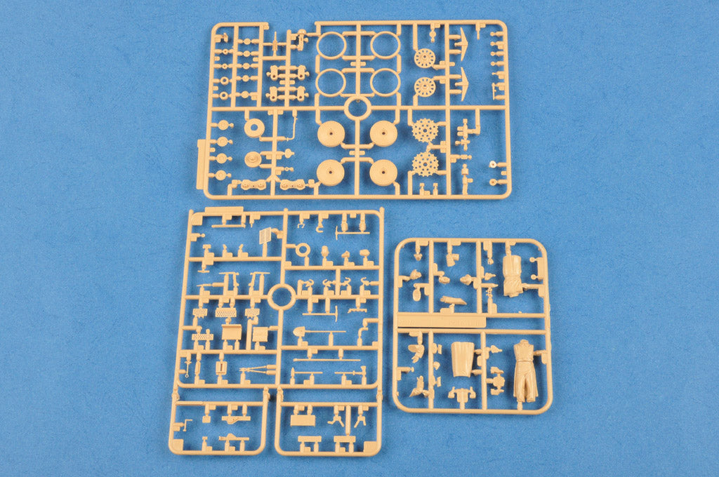 HobbyBoss 1/35th scale German Panzer Kpfw.38(t) Ausf. E/F