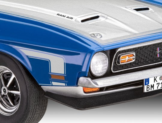 Revell 1/25th scale '71 Ford Mustang Boss 351 Model Set