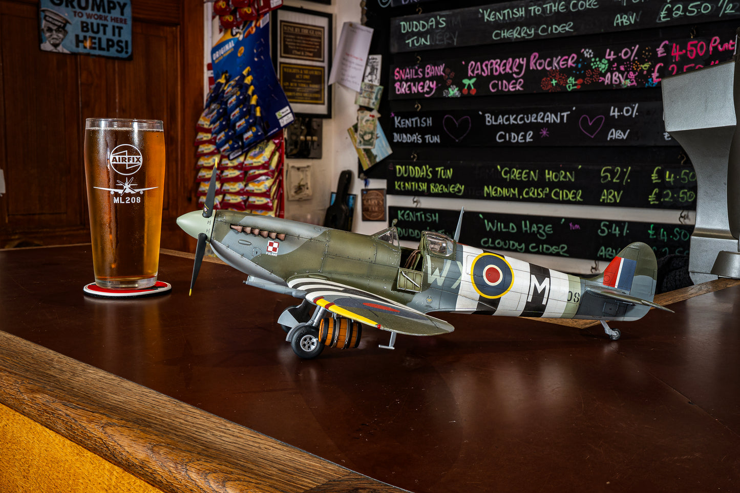 Airfix 1/24th scale Supermarine Spitfire Mk.IXc - The Flying Dray Special Edition with £20 Gift Voucher