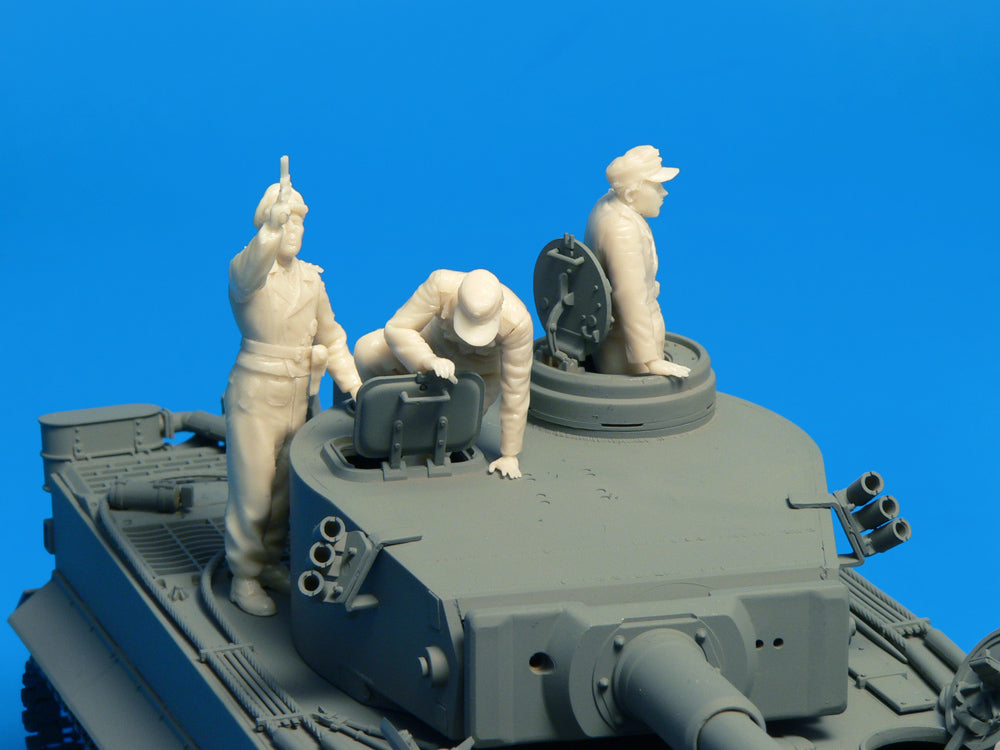 Miniart 1/35th scale German Tank Crew France 1944 Special Edition