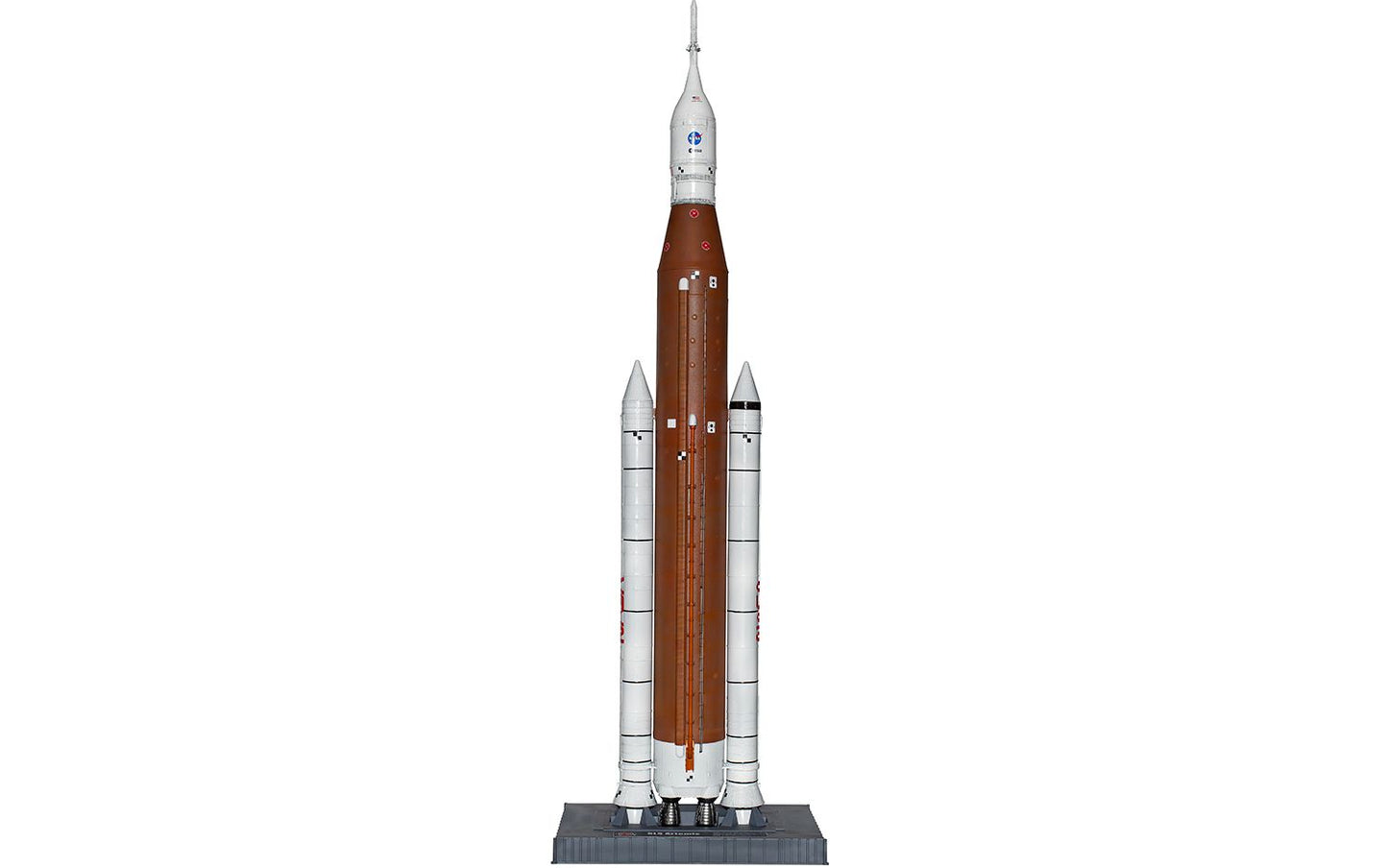 Airfix 1/144th scale SLS Artemis Gift Set