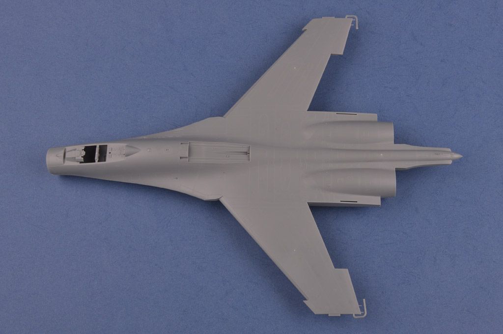 HobbyBoss 1/48th scale Su-27 Flanker B