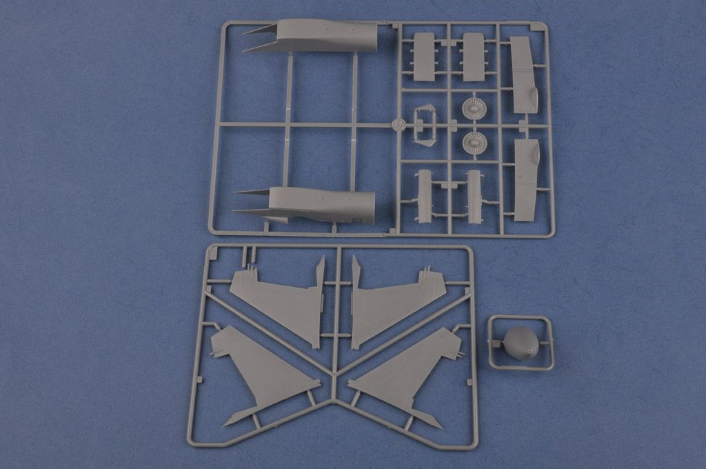 HobbyBoss 1/48th scale Su-27 Flanker B