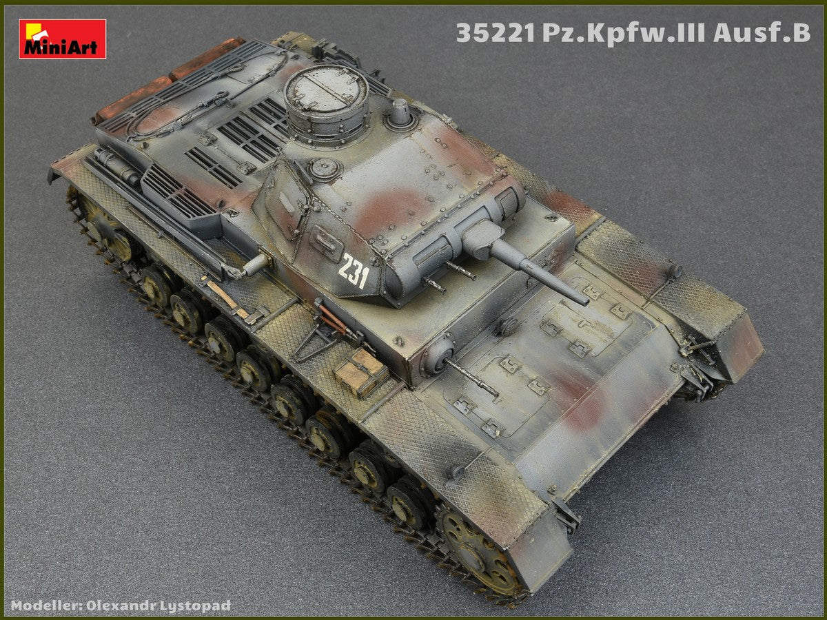 Miniart 1/35th scale Pz.kpfw.III Ausf.B with crew