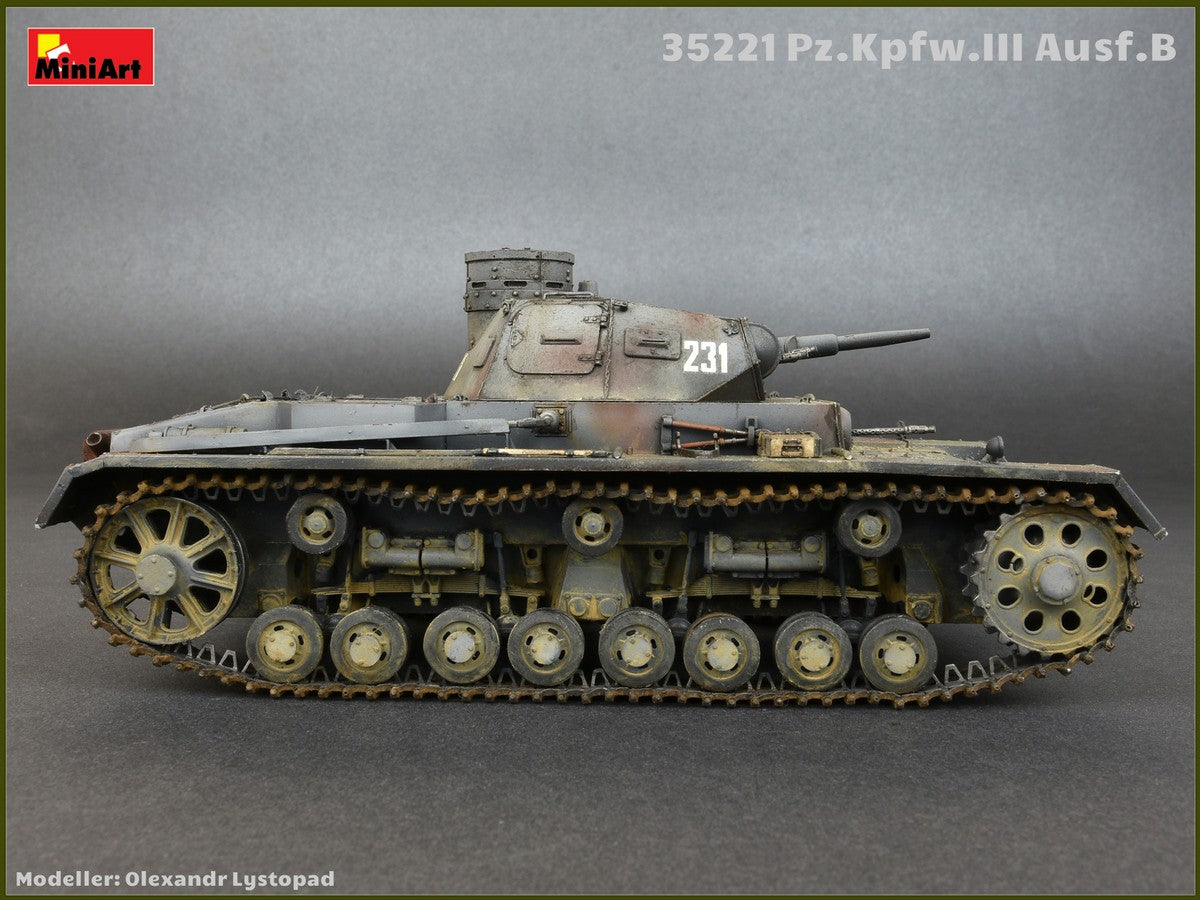 Miniart 1/35th scale Pz.kpfw.III Ausf.B with crew