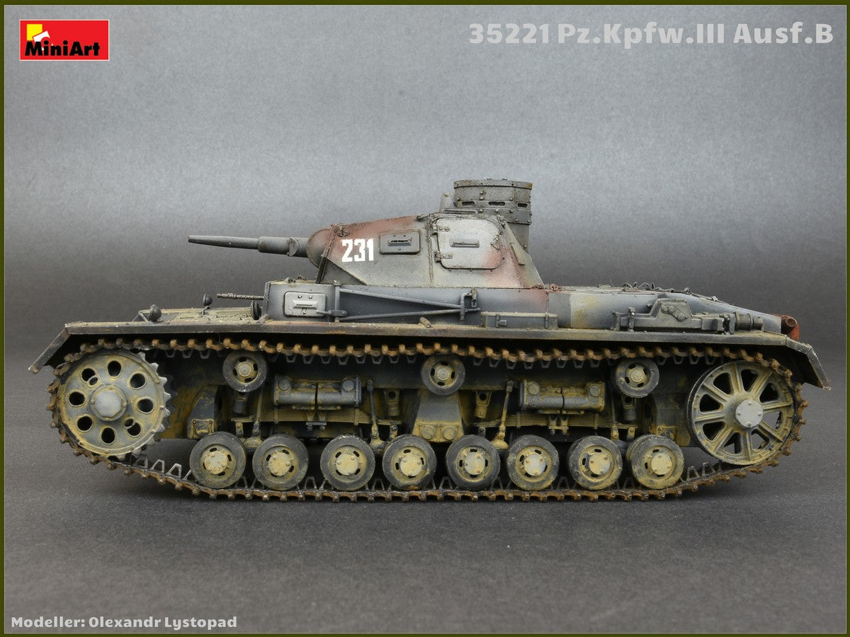 Miniart 1/35th scale Pz.kpfw.III Ausf.B with crew