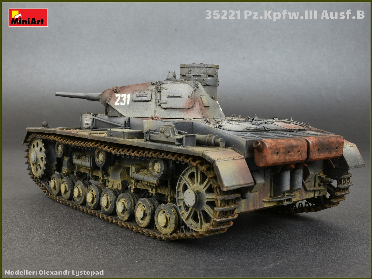 Miniart 1/35th scale Pz.kpfw.III Ausf.B with crew