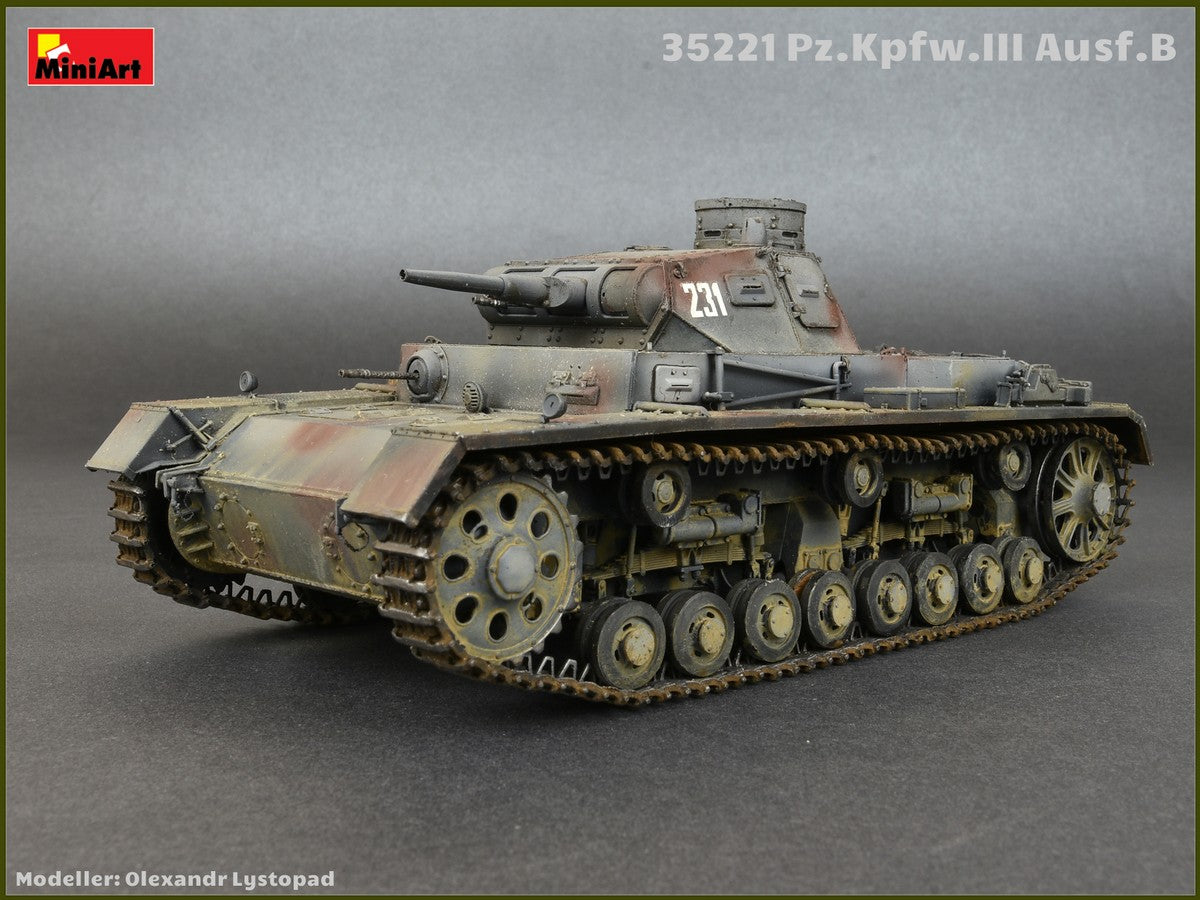 Miniart 1/35th scale Pz.kpfw.III Ausf.B with crew