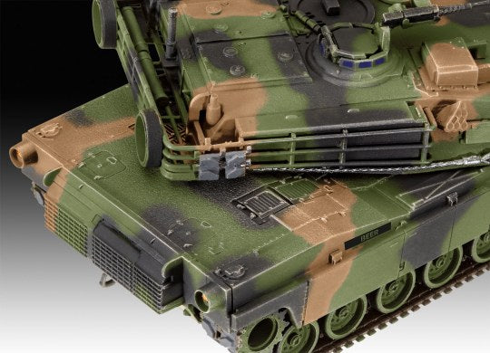Revell 1/72nd scale M1A1 AIM(SA)/ M1A2 Abrams