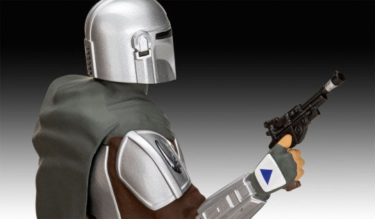 Revell 1/9th scale Star Wars The Mandalorian: Din Djarin - The Bounty Hunter