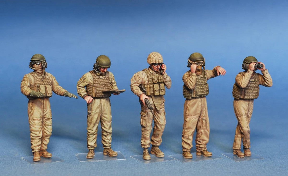 Miniart 1/35th scale USMC Tank Crew