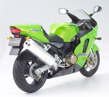 Tamiya 1/12th scale Kawasaki Ninja ZX-12R