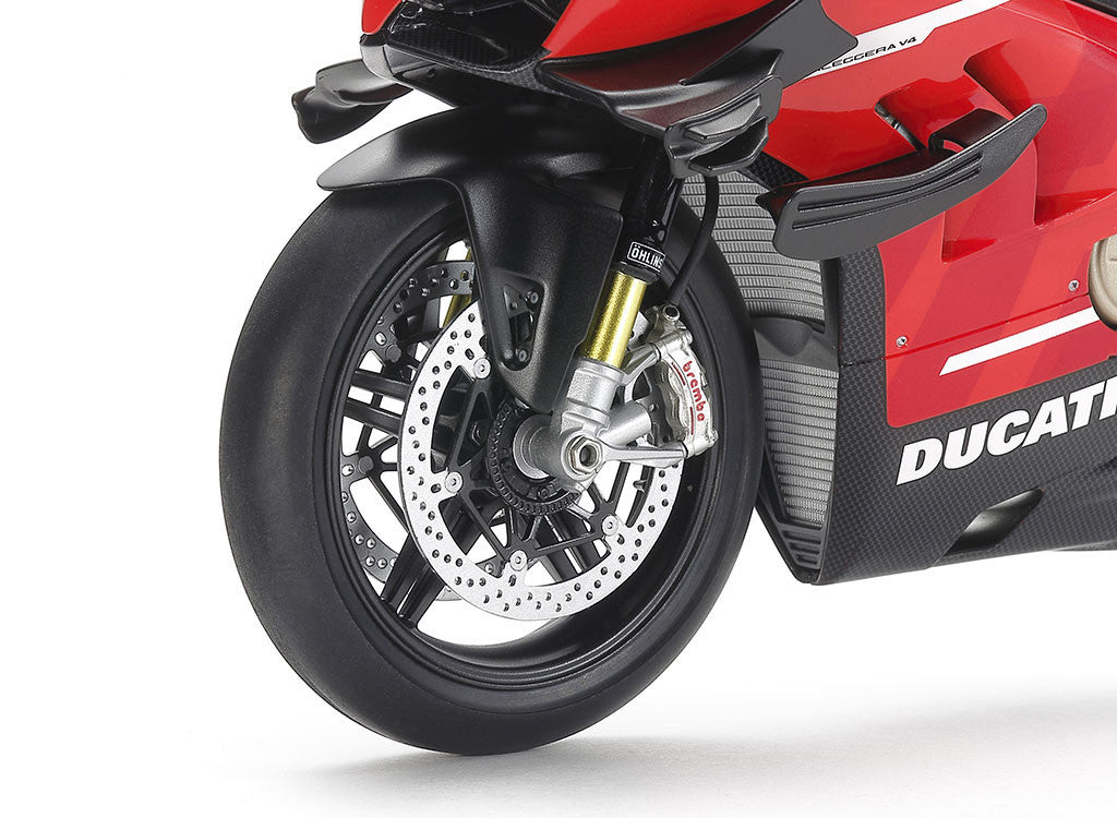 Tamiya 1/12 scale Ducati Superleggera V4 with Racing Kit