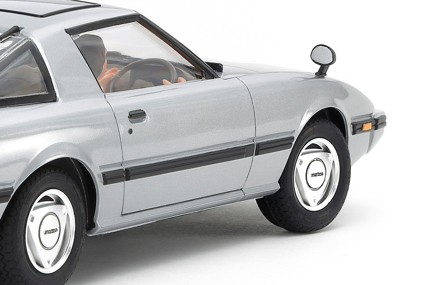 Tamiya 1/24 scale Mazda Savanna RX-7 PREORDER