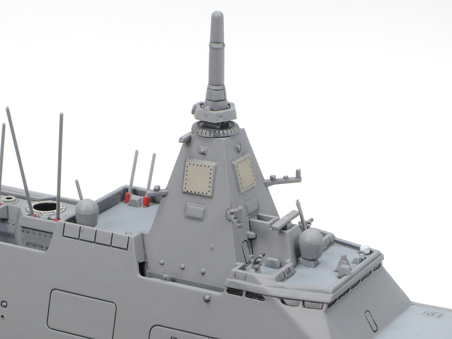 Tamiya 1/700th scale - JMSDF Defense Ship FFM-1 Mogami