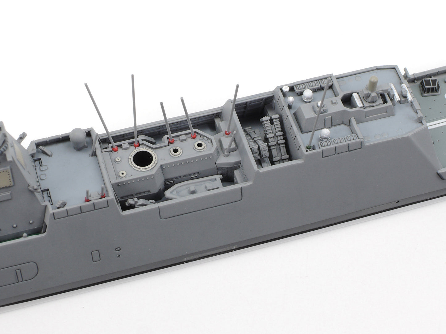 Tamiya 1/700th scale - JMSDF Defense Ship FFM-1 Mogami