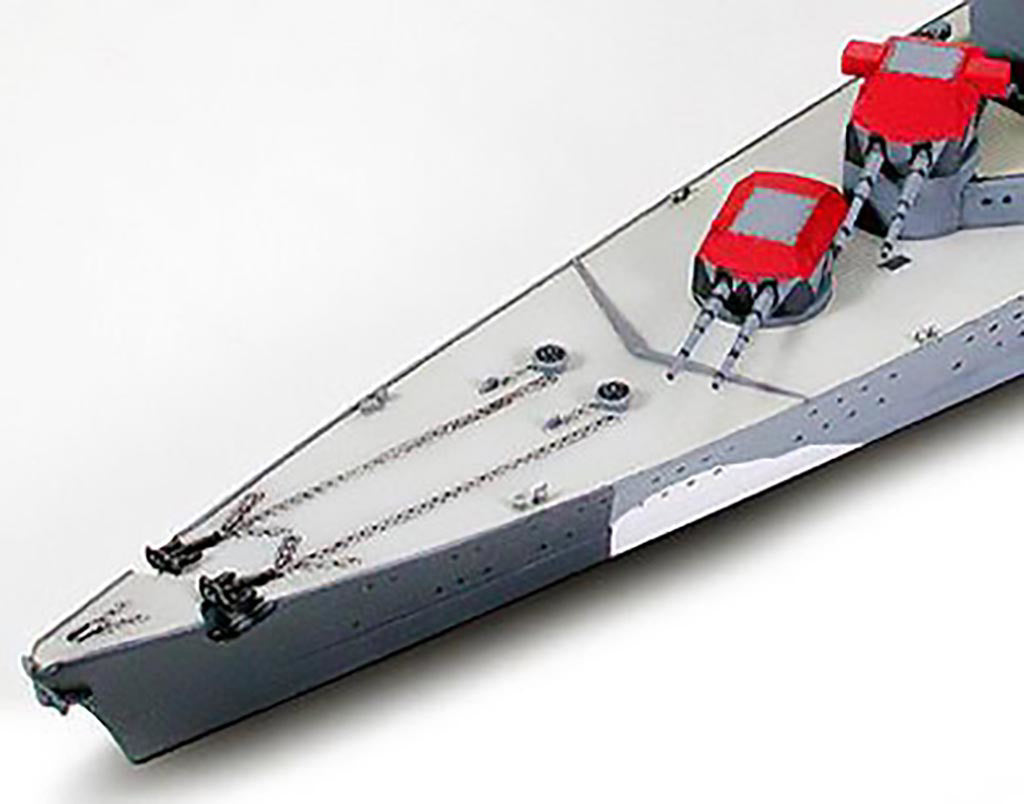 Tamiya 1/700th scale - German Heavy Cruiser Prinz Eugen