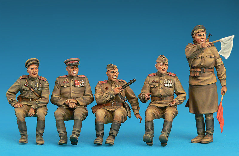Miniart 1/35th scale Soviet Jeep Crew, Special Edition