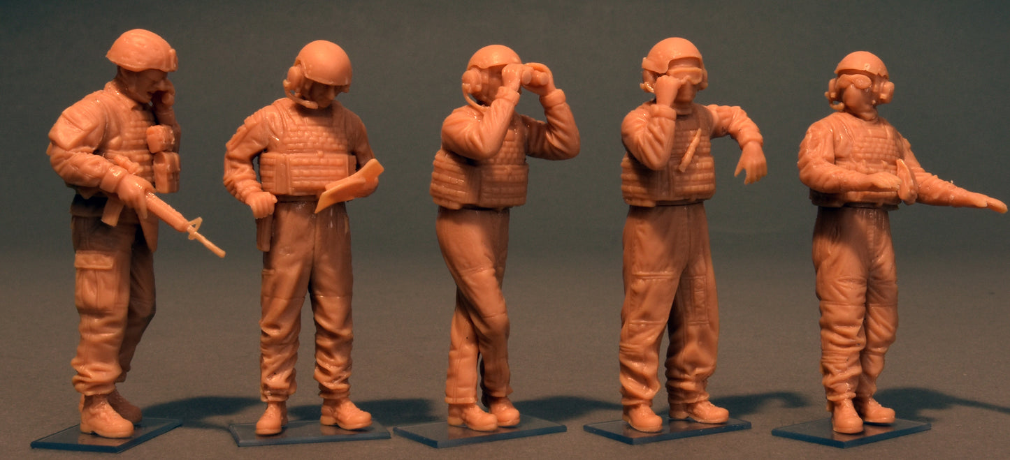 Miniart 1/35th scale USMC Tank Crew