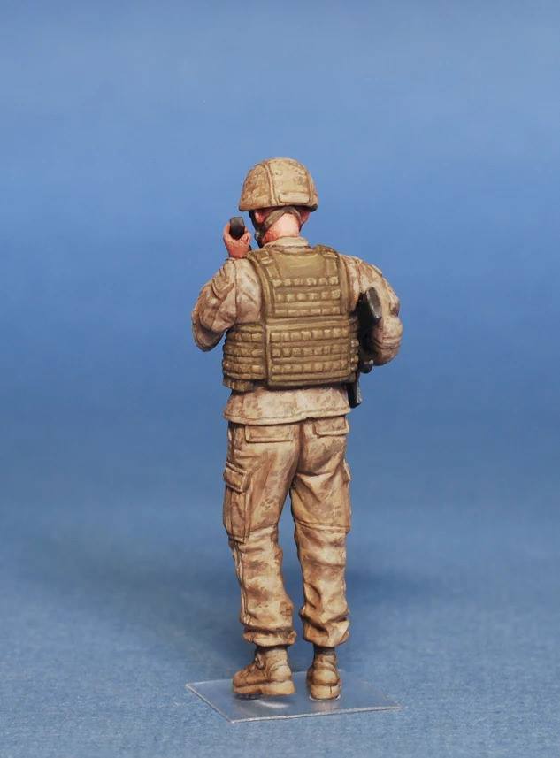 Miniart 1/35th scale USMC Tank Crew