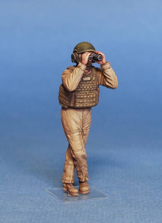 Miniart 1/35th scale USMC Tank Crew