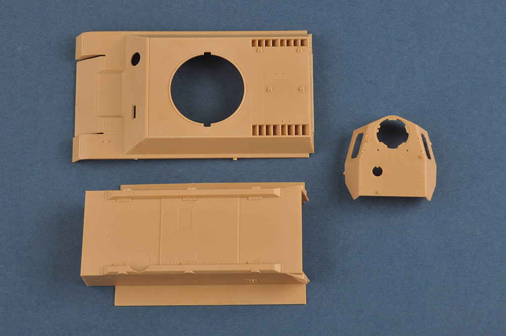 HobbyBoss 1/35th scale German Pz.Kpfw. III/IV (Small Turret)