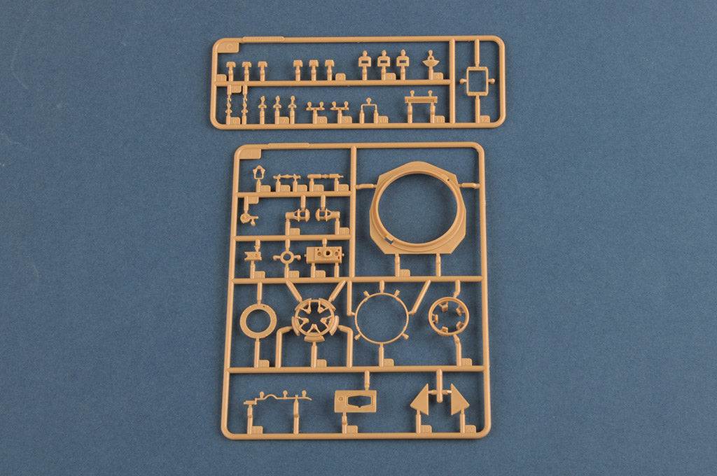 HobbyBoss 1/35th scale German Pz.Kpfw. III/IV (Small Turret)