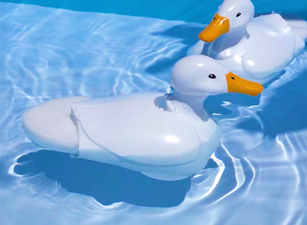 Tamiya Walking & Swimming Duck