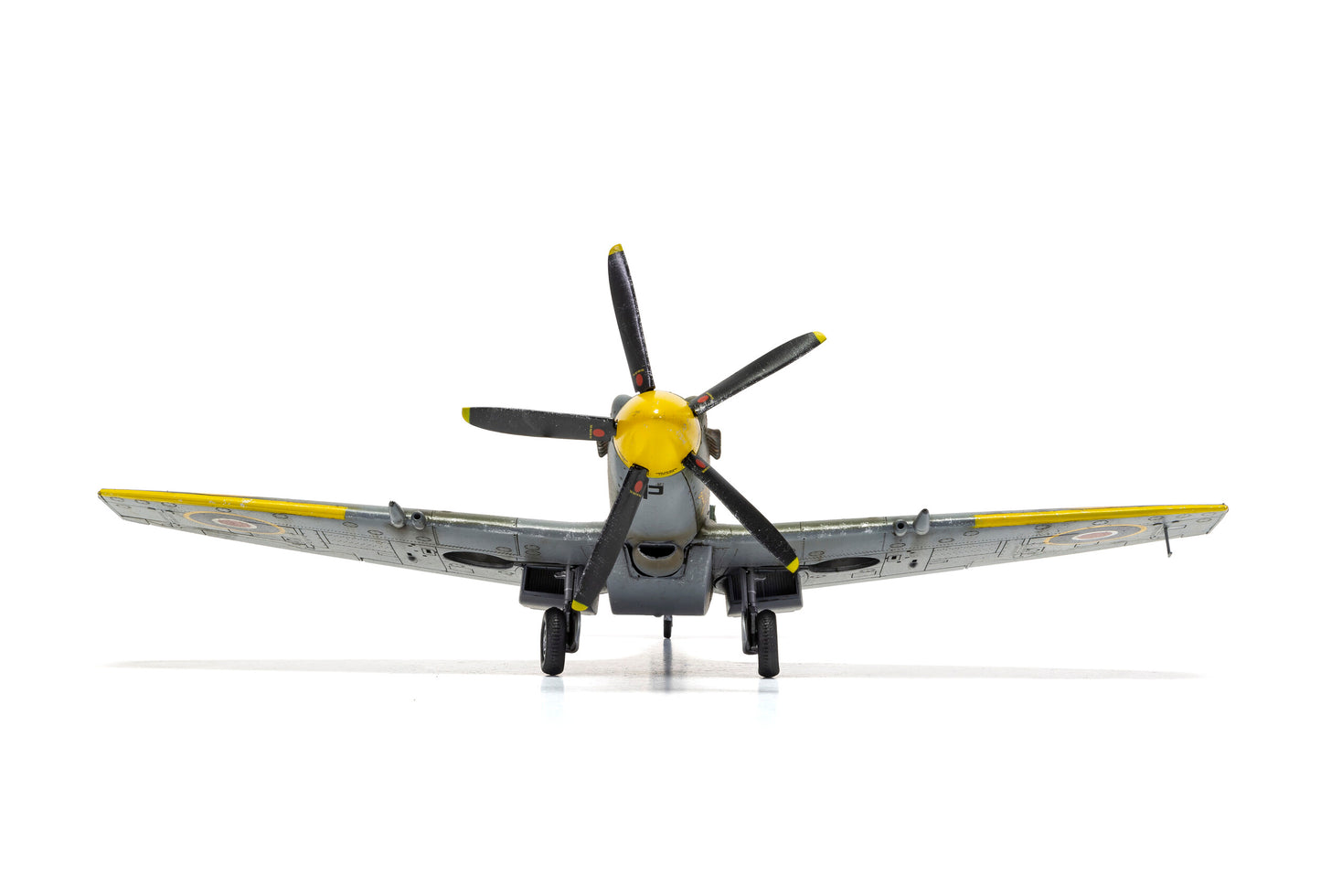 Airfix 1/48th scale Supermarine Spitfire FR Mk.XIV