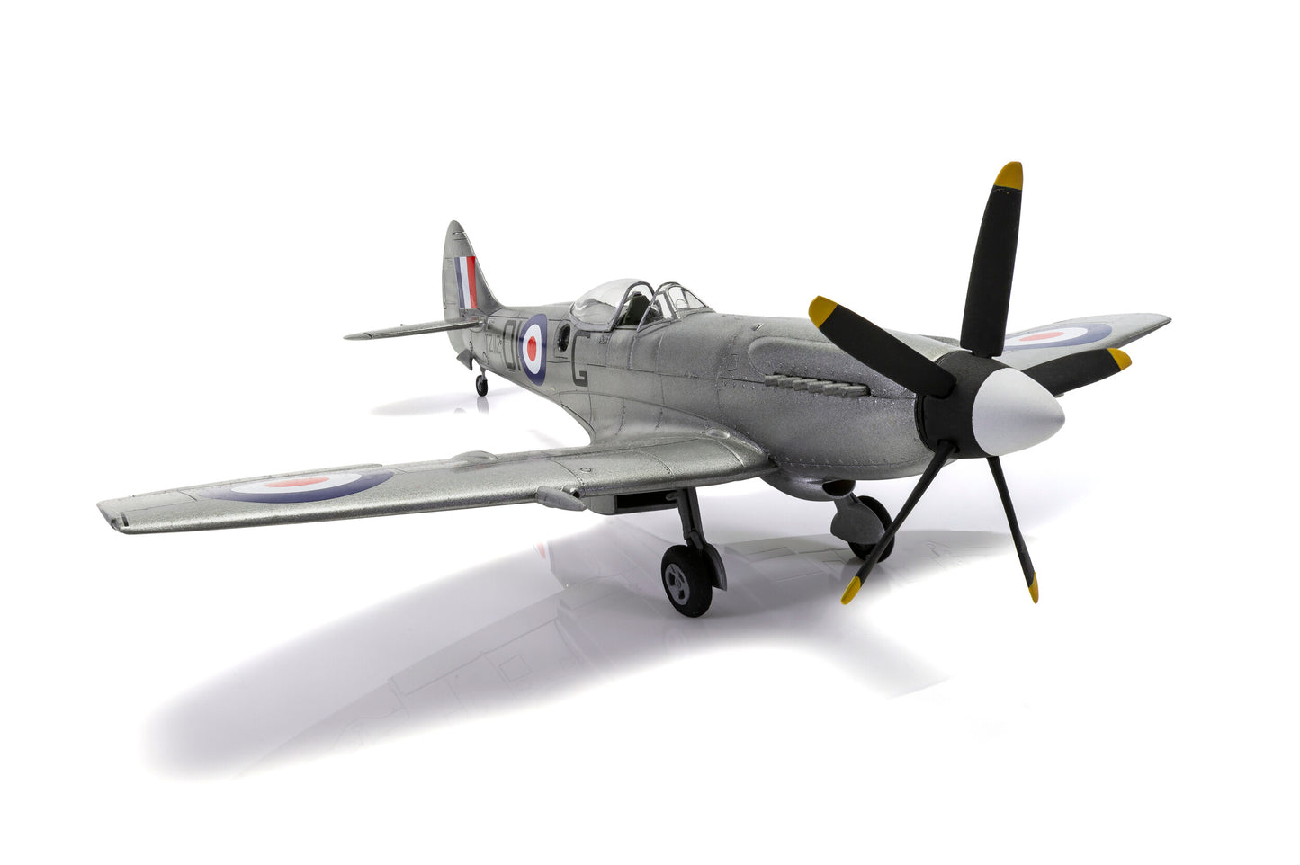 Airfix 1/48th scale Supermarine Spitfire FR Mk.XIV