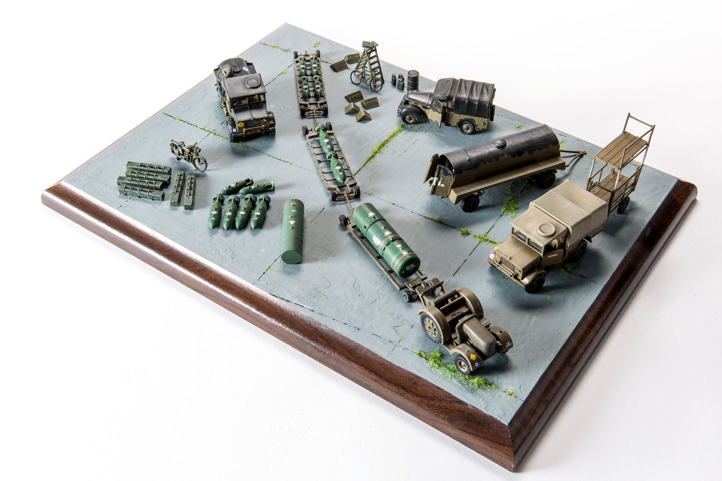 Airfix 1/72nd scale WWII RAF Bomber Resupply Set