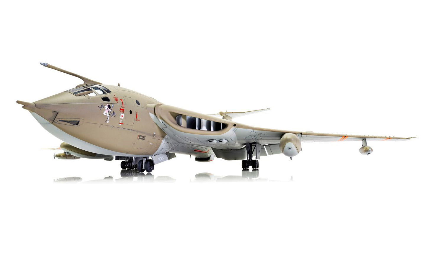 Airfix 1/72nd scale Handley Page Victor K.2/SR.2