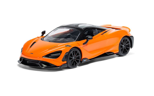 Airfix 1/43rd scale Starter Set - McLaren 765
