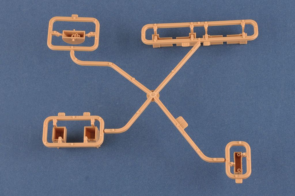 HobbyBoss 1/72nd scale Russian 130mm Coastal defence A-222 Bereg