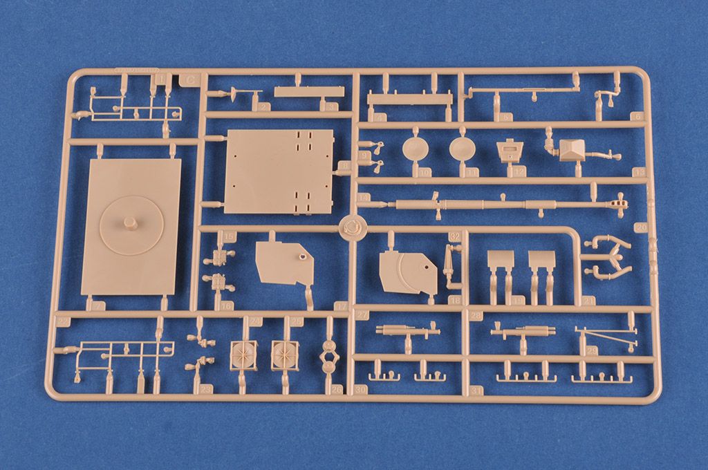 HobbyBoss 1/72nd scale Russian 130mm Coastal defence A-222 Bereg