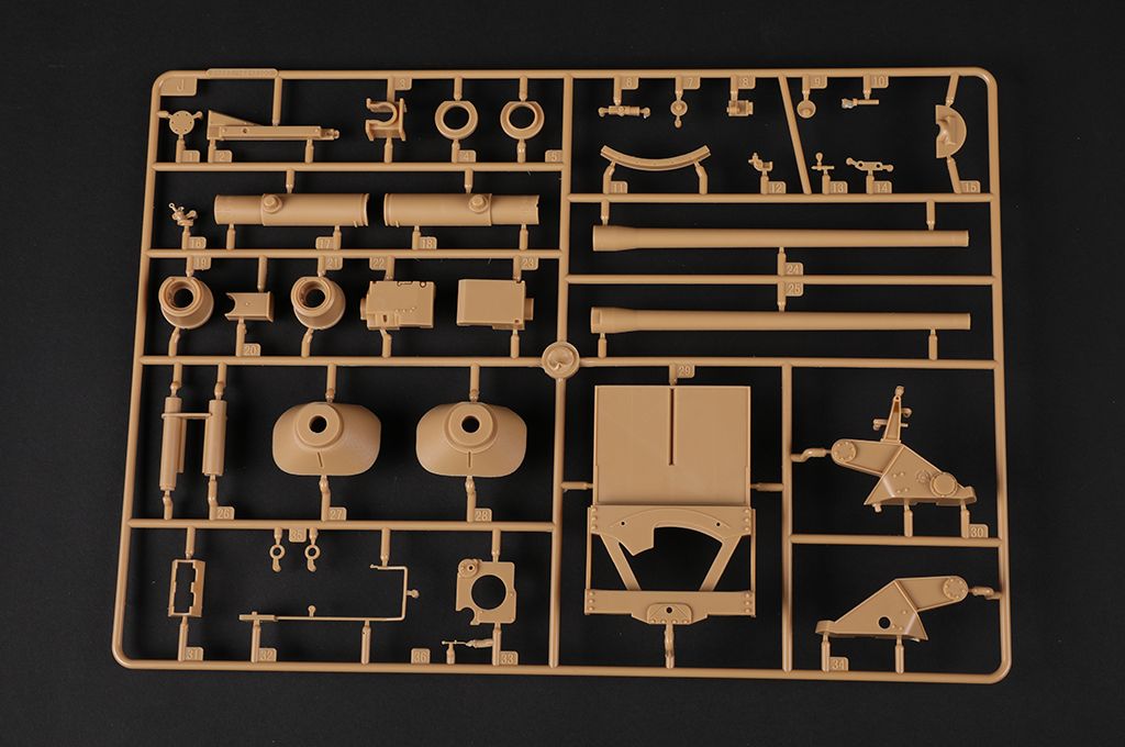 HobbyBoss 1/35th scale Jagdtiger (Henschel prod)