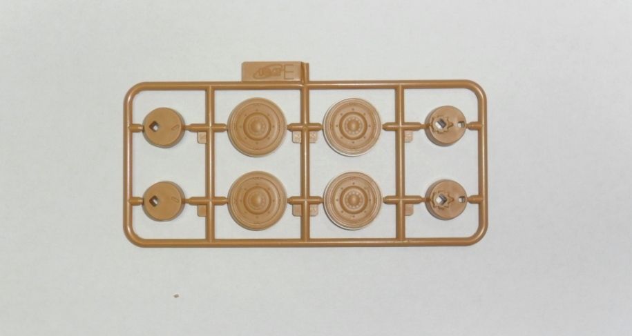 ICM 1/35th scale Panhard 178 AMD-35