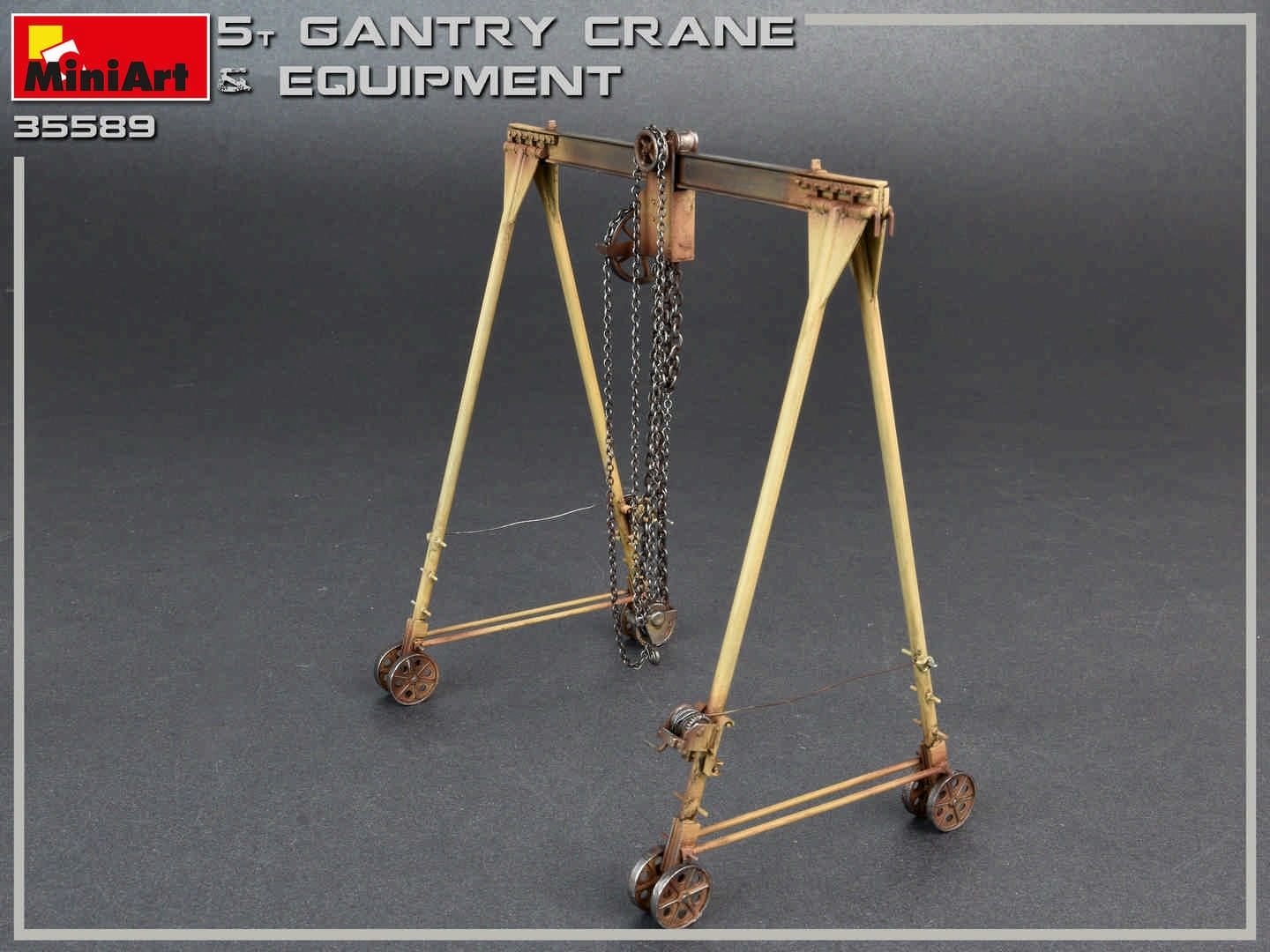 Miniart 1/35th scale 5 Ton gantry Crane & Equipment