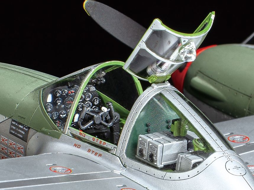 Tamiya 1/48th scale Lockhed P-38 J Lightning